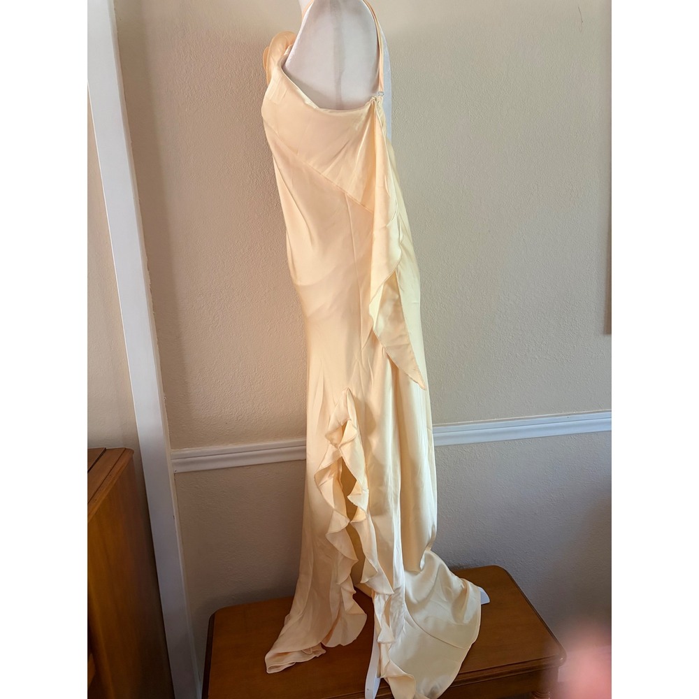 Petal & Pup Women One Shoulder Ruffle Maxi Dress Yellow Floral Rosette Size L - Picture 3 of 13